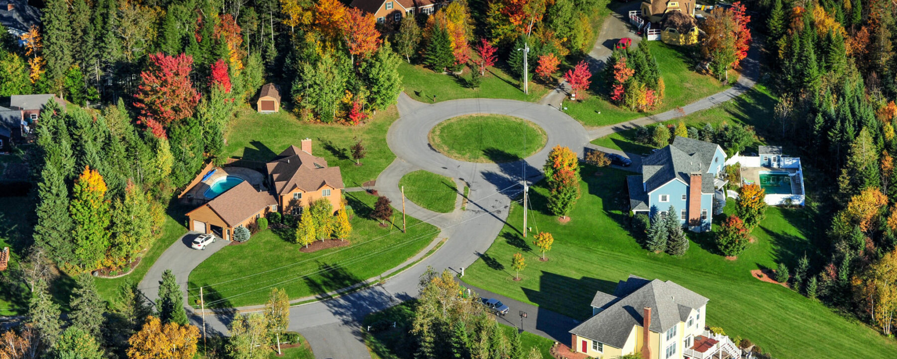 Cul de sac of Homes